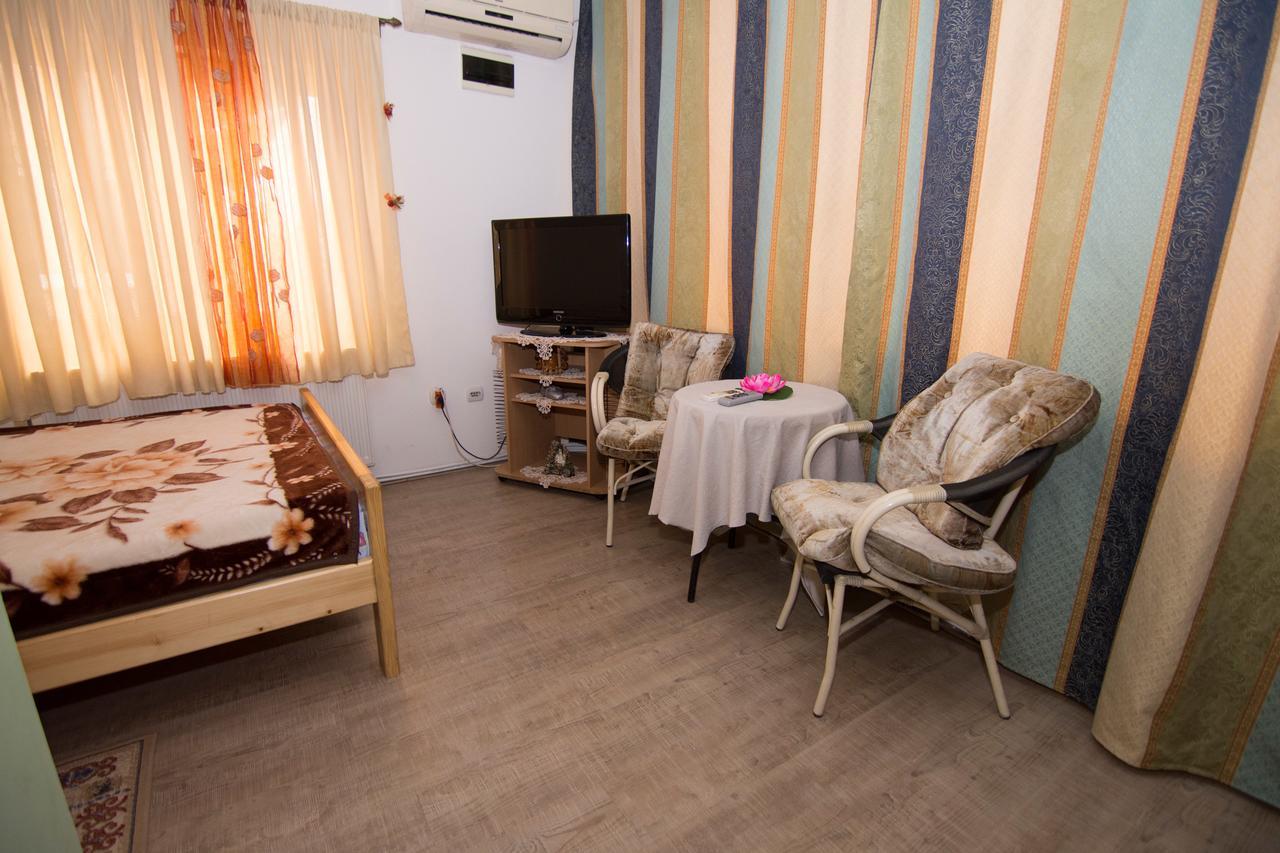 Smek Motel Beograd Bagian luar foto